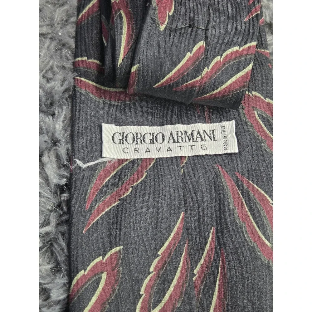 Vintage Giorgio Armani 100% Silk Black Red  Neck Tie Geometric‎ Classic Sexy